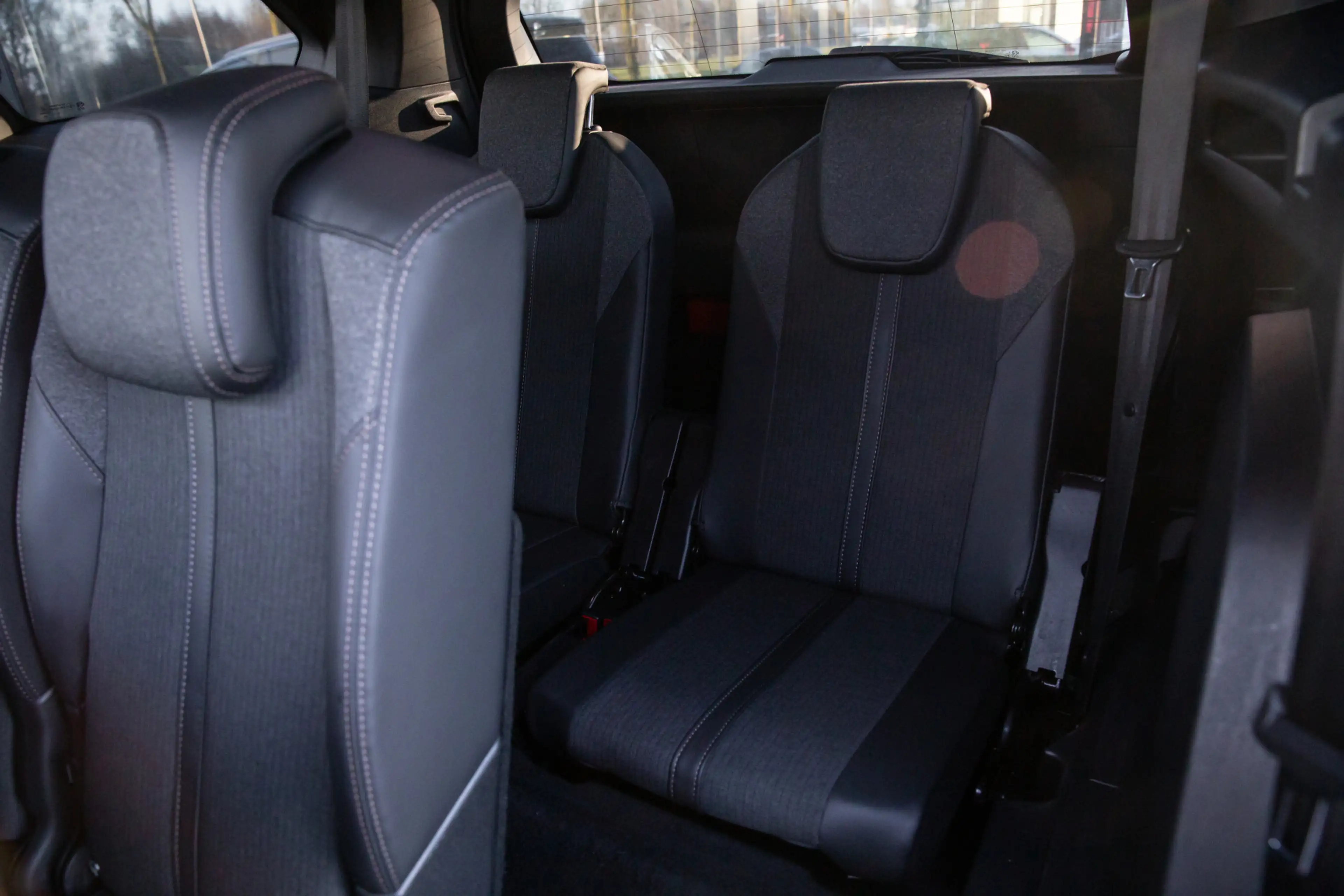 Peugeot 5008 1.2 PureTech GT-Line 7p , Panoramadak, — photo 11