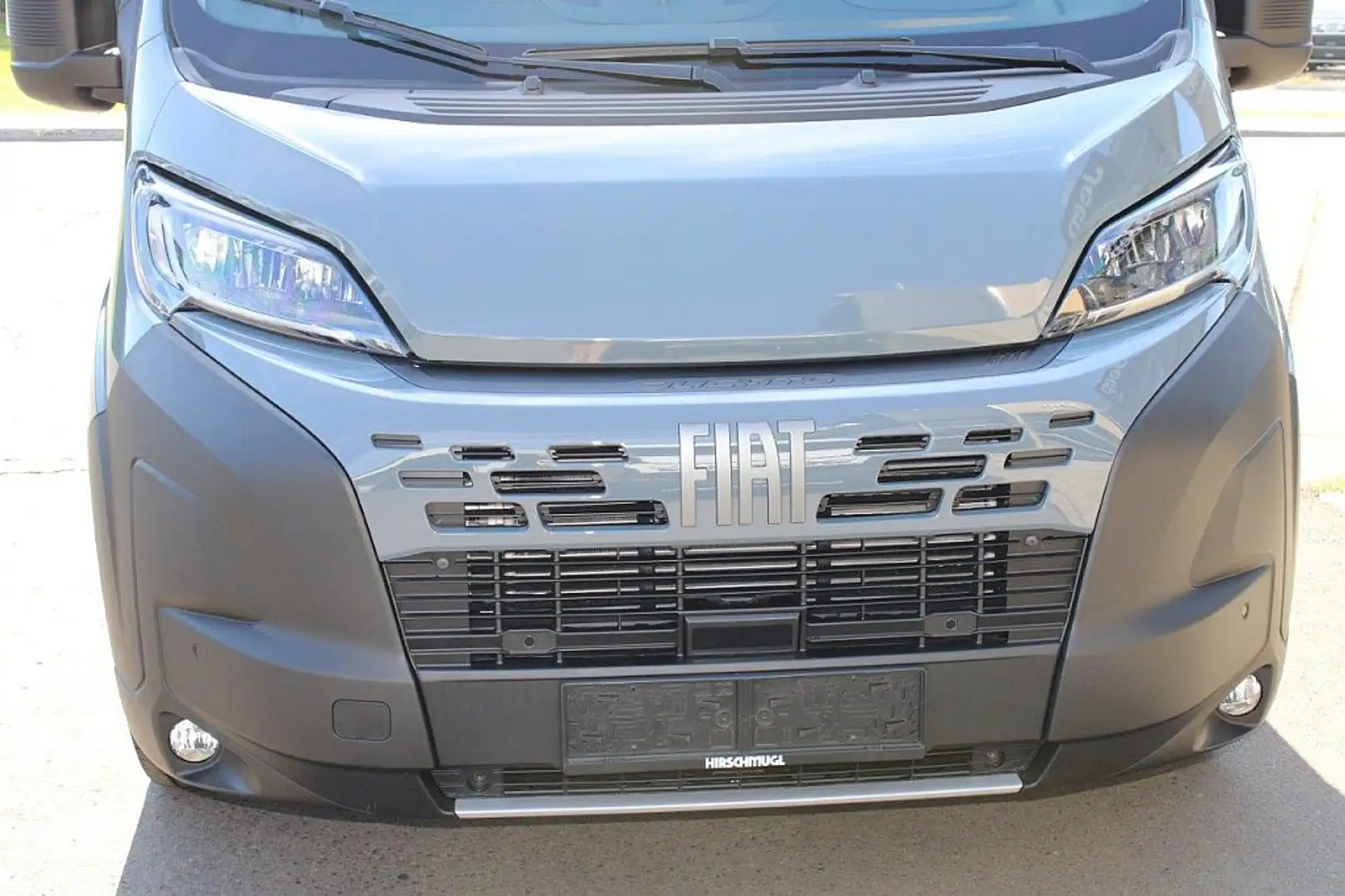 Fiat Ducato Ducato Maxi L4H3 180 AUT Mega Voll !!! in schwa... Grau - 2