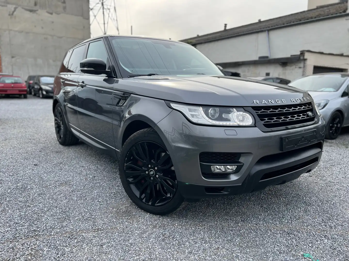 Land Rover Range Rover Sport 3.0 SDV6 HSE Dynamic Grijs - 2