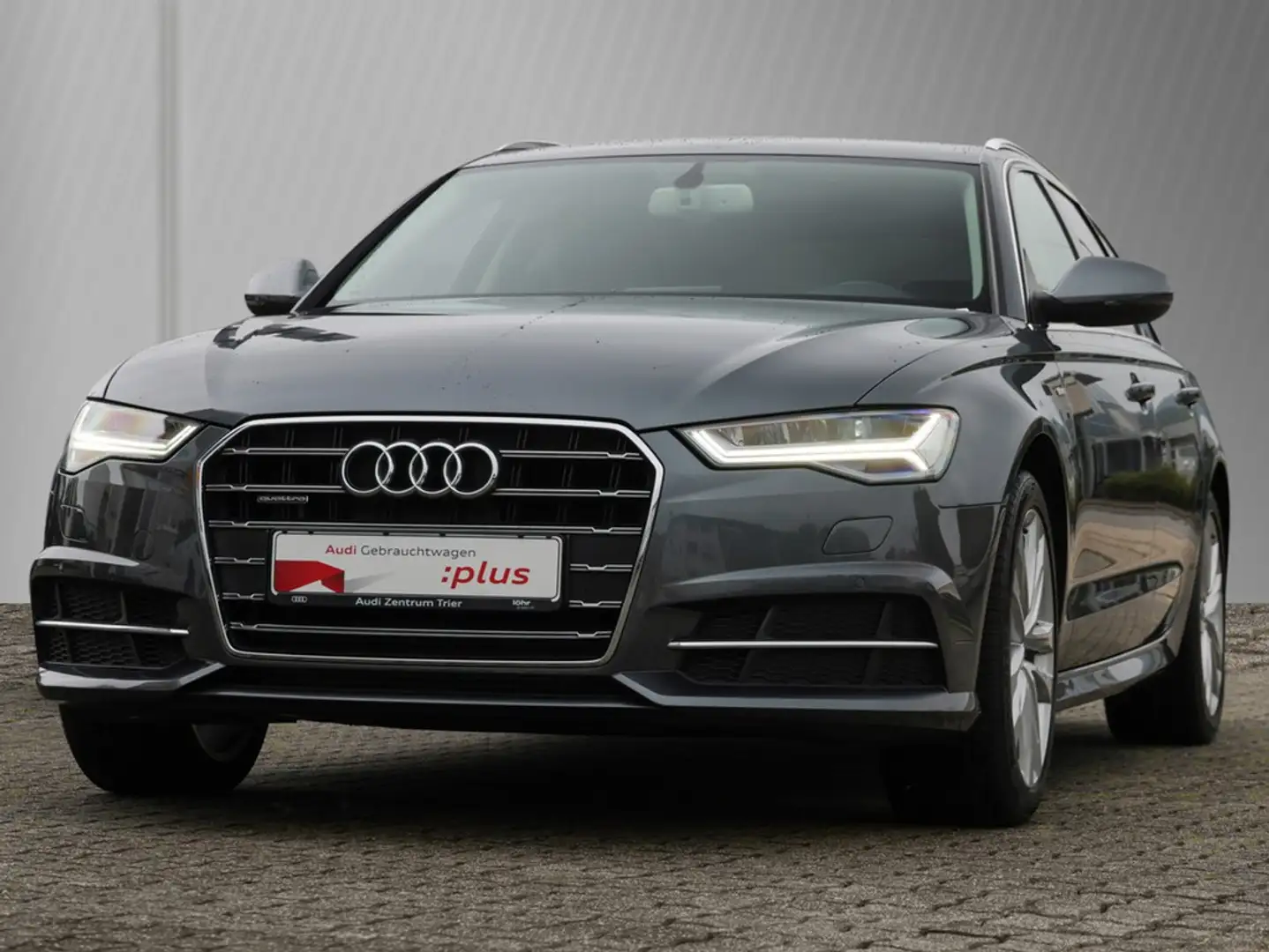 Audi A6 Avant 2.0 TFSI quattro S line S-tronic Gris - 2