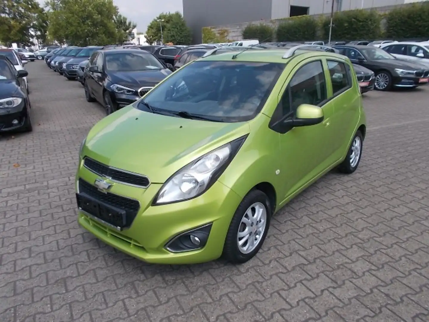 Chevrolet Spark 1.2 LT, Klima, Allwetterreifen, Radio CD Grün - 1