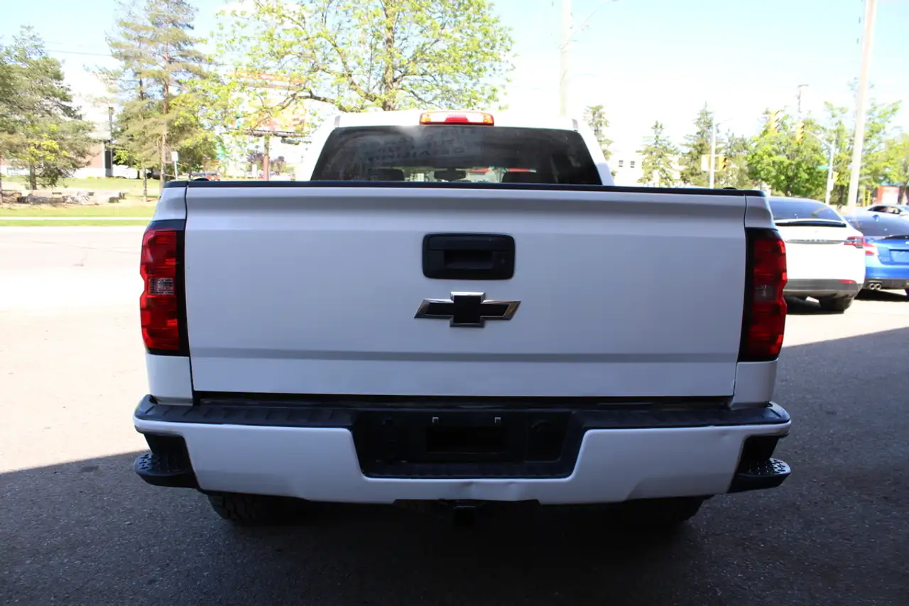 Chevrolet Silverado 1500 photo Chevrolet Silverado 1500