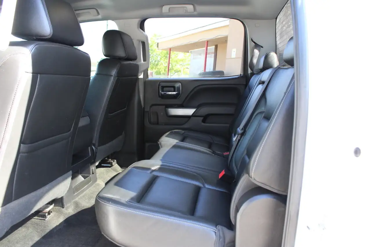 Chevrolet Silverado 1500 photo Chevrolet Silverado 1500