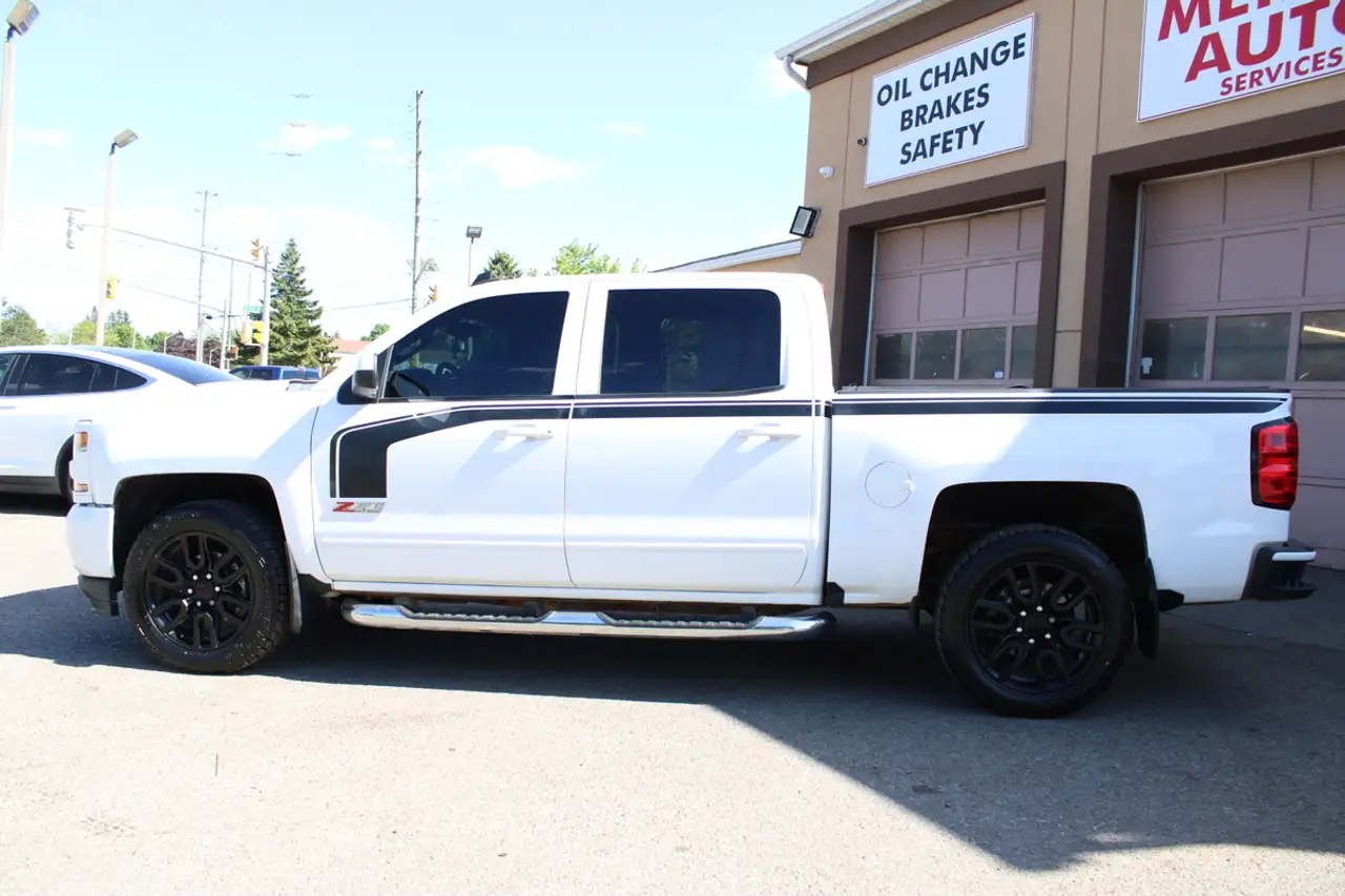 Chevrolet Silverado 1500 photo Chevrolet Silverado 1500