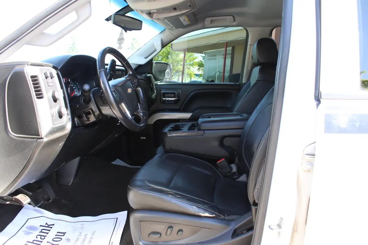 Chevrolet Silverado 1500 photo Chevrolet Silverado 1500
