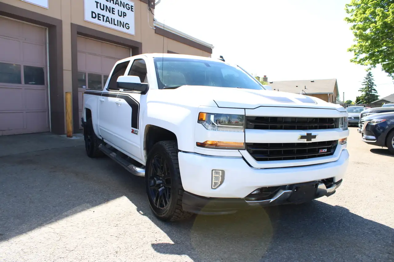 Chevrolet Silverado 1500 photo Chevrolet Silverado 1500