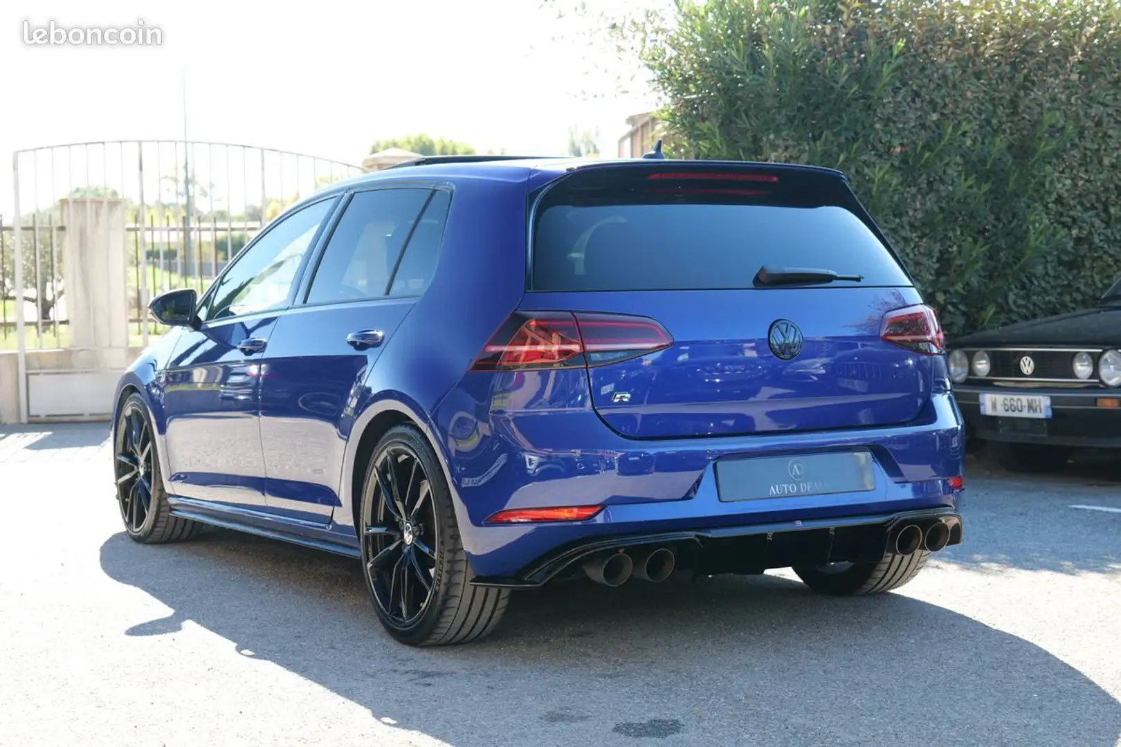 Volkswagen Golf 7 r 2.0 tsi 4motion 300 ch akrapovic toit ovrt pack carbone siege elec Bleu - 2