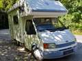 Ford F 100 Wohnmobil Alkoven Weiß - thumbnail 2