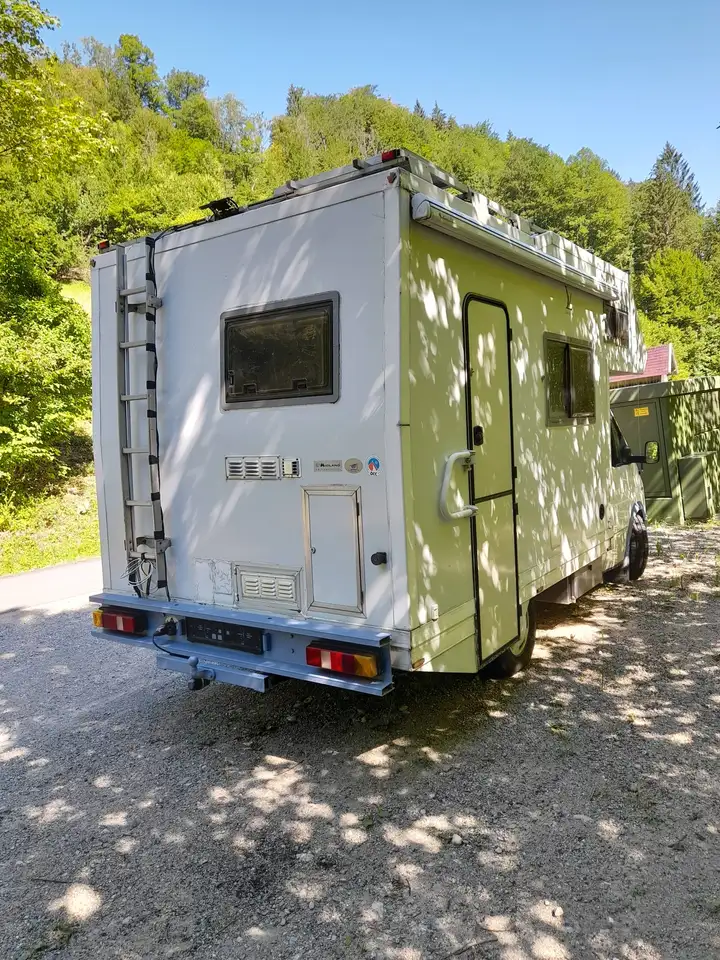Ford F 100 Wohnmobil Alkoven, foto 3