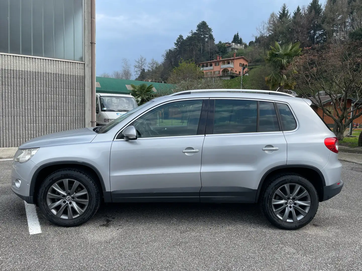 Volkswagen Tiguan 2.0 TDI Sport&Style 4Motion 170CV Argento - 2