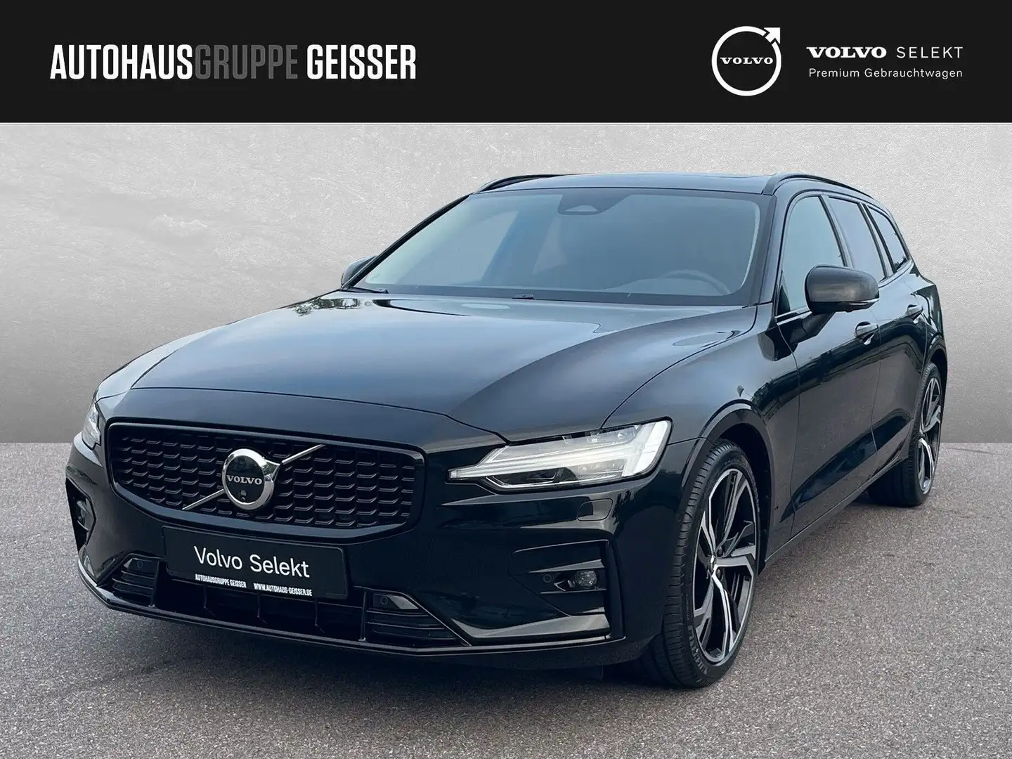 Volvo V60 B4 Mild-Hybrid Plus Dark ACC BLIS SD Schwarz - 1