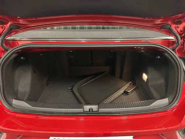 Volkswagen T-Roc view 26