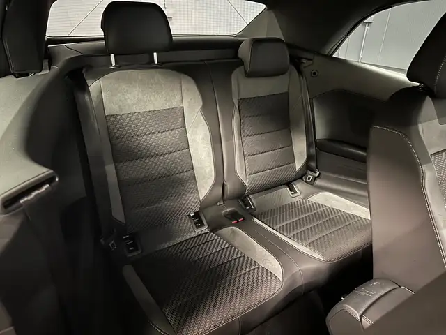 Volkswagen T-Roc view 25