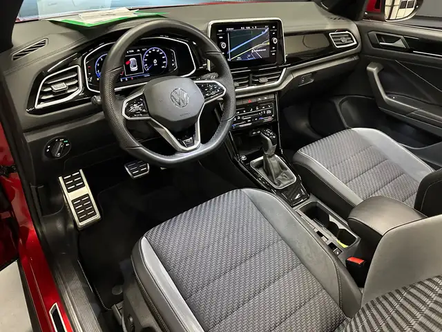 Volkswagen T-Roc view 15