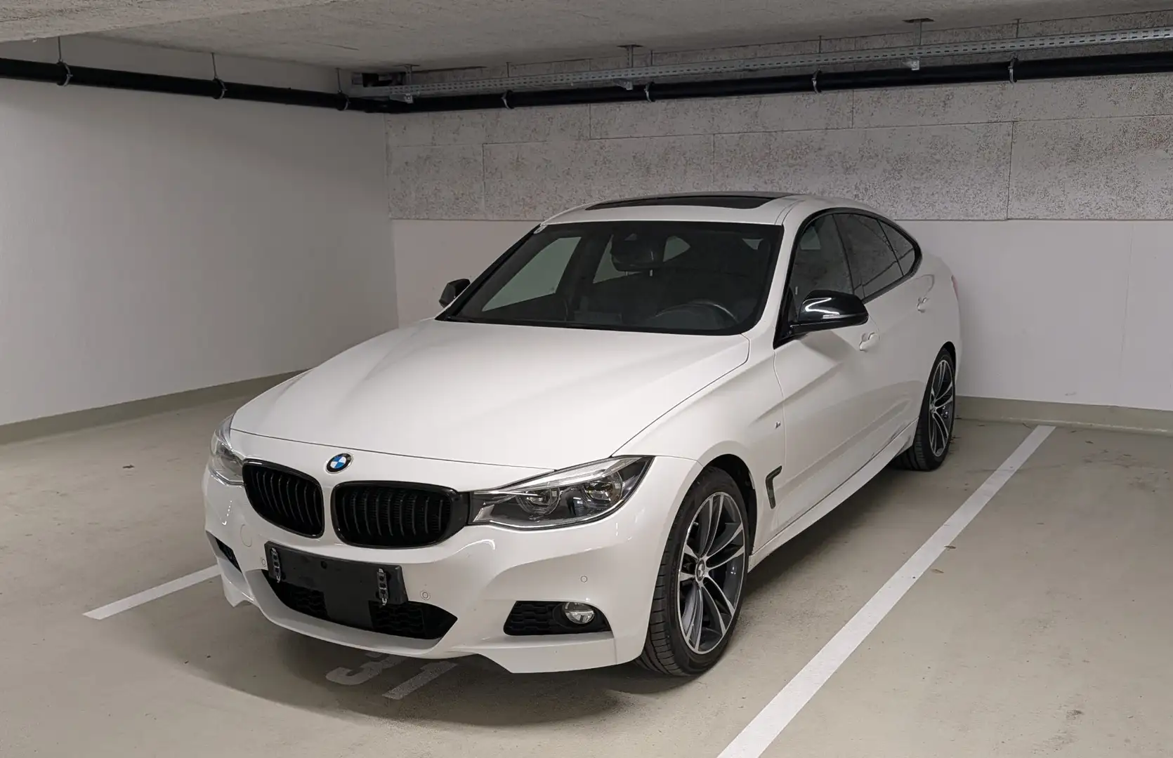 BMW 330 330d xDrive Gran Turismo M Sport Aut. - 1