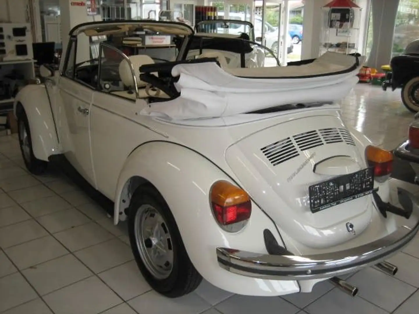 Volkswagen Käfer 1303 Cabrio Triple Weis - 2