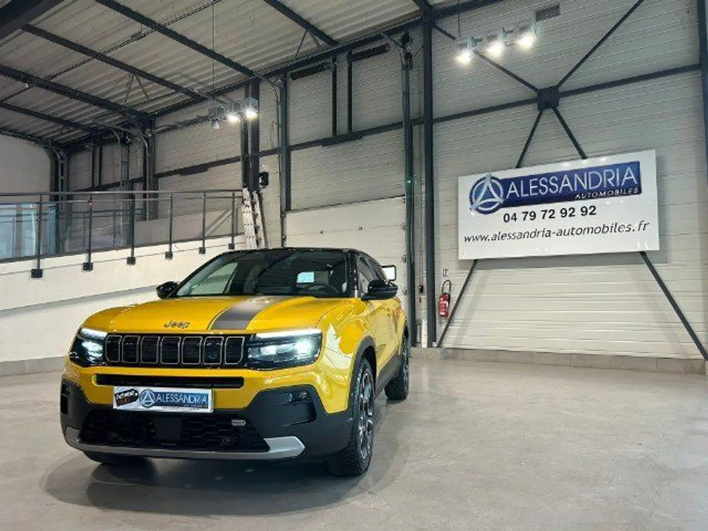Jeep Avenger ELECTRIQUE 115 kW 4x2 Summit 5P - 1