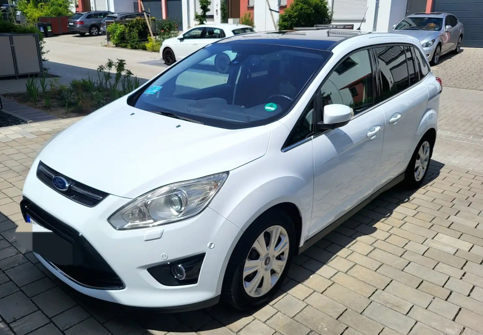 Ford Grand C-Max Titanium Beyaz - 1