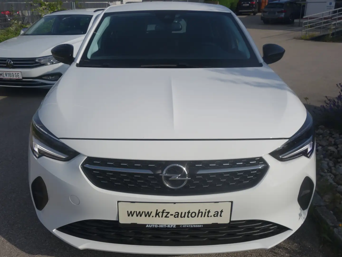 Opel Corsa 1,2 DI Turbo Euro Elegance Aut.**leasingfähig** Wit - 2