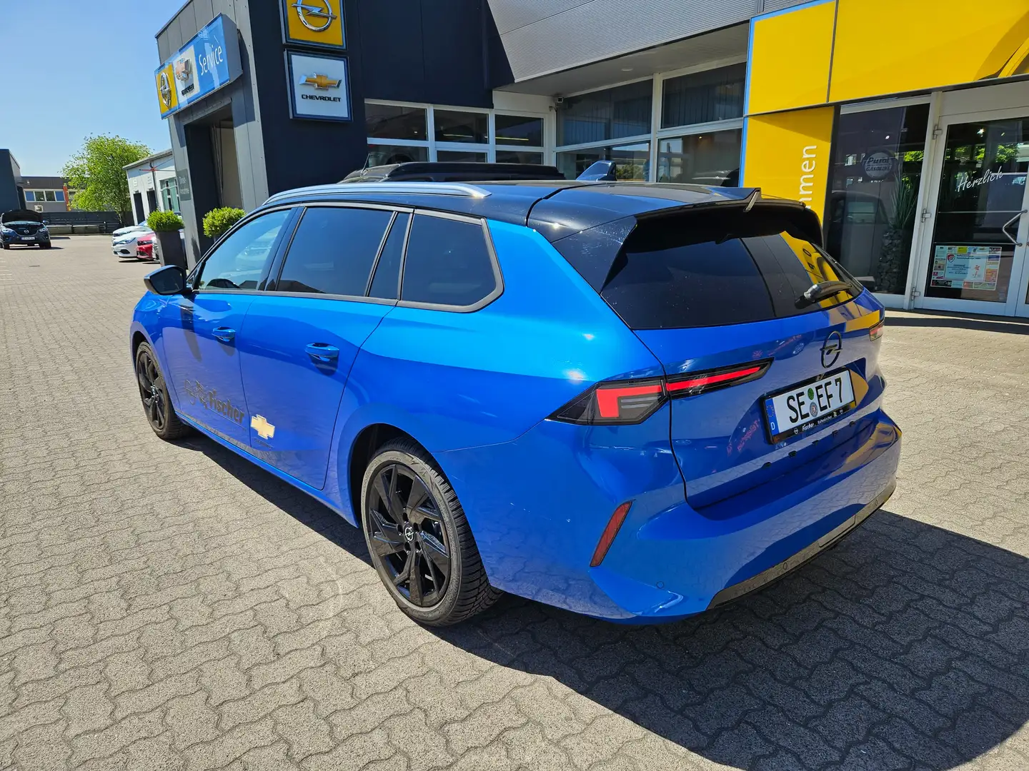 Opel Astra GS Line Blauw - 2