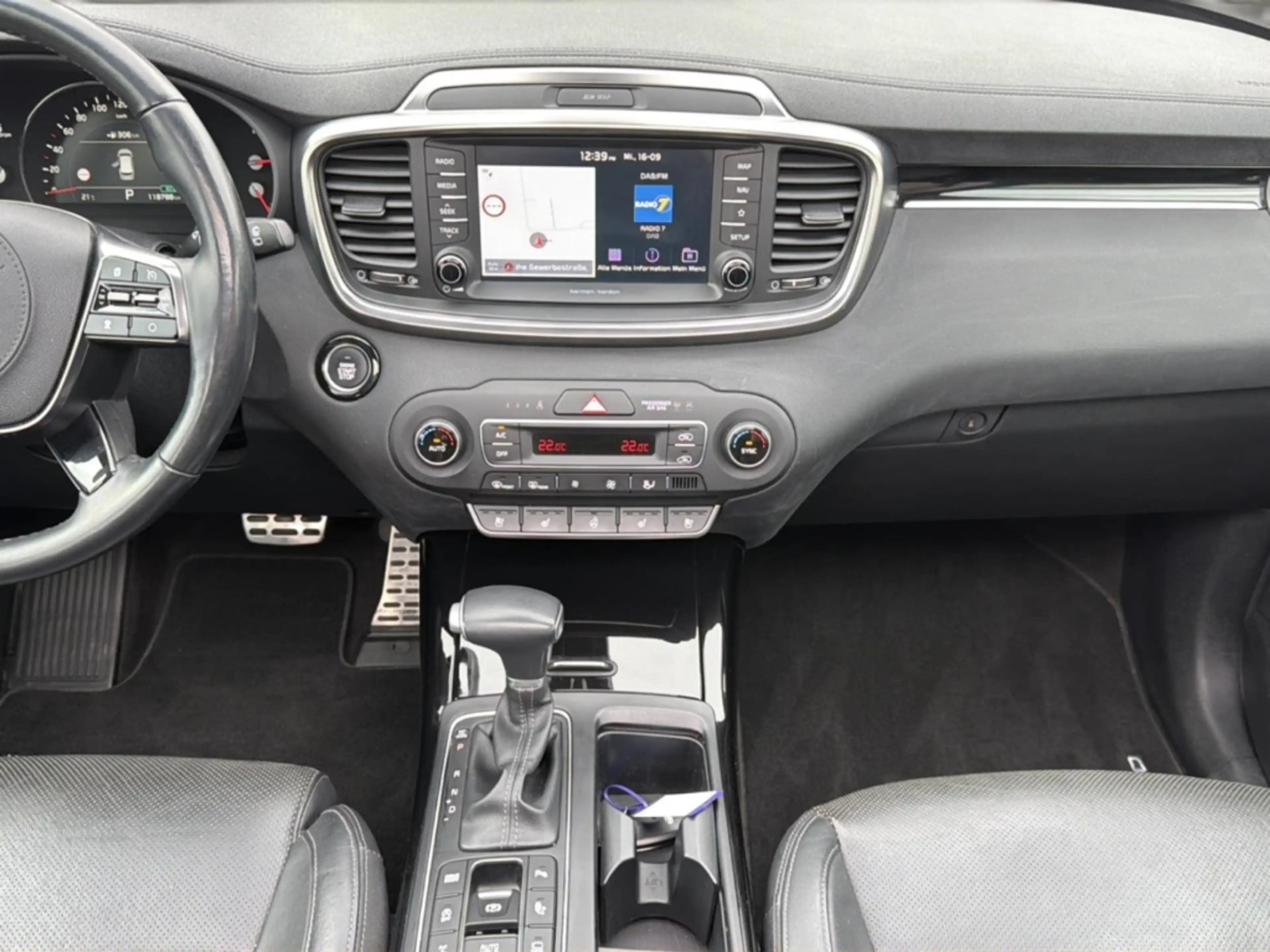 Kia Sorento Platinum 2.2 CRDi AWD *AHK+Panorama+Leder+VOLL** — photo 12