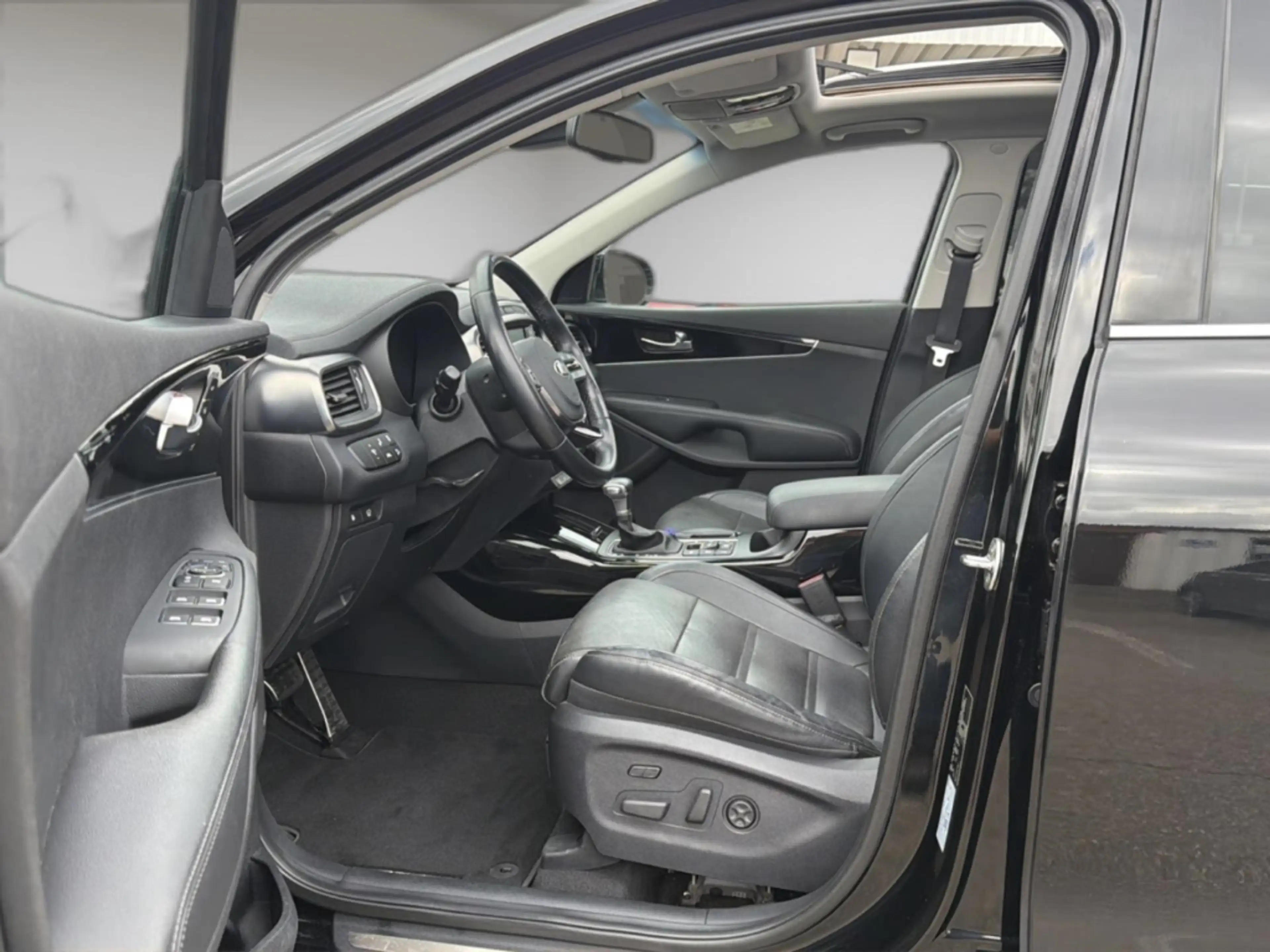 Kia Sorento Platinum 2.2 CRDi AWD *AHK+Panorama+Leder+VOLL** — photo 9