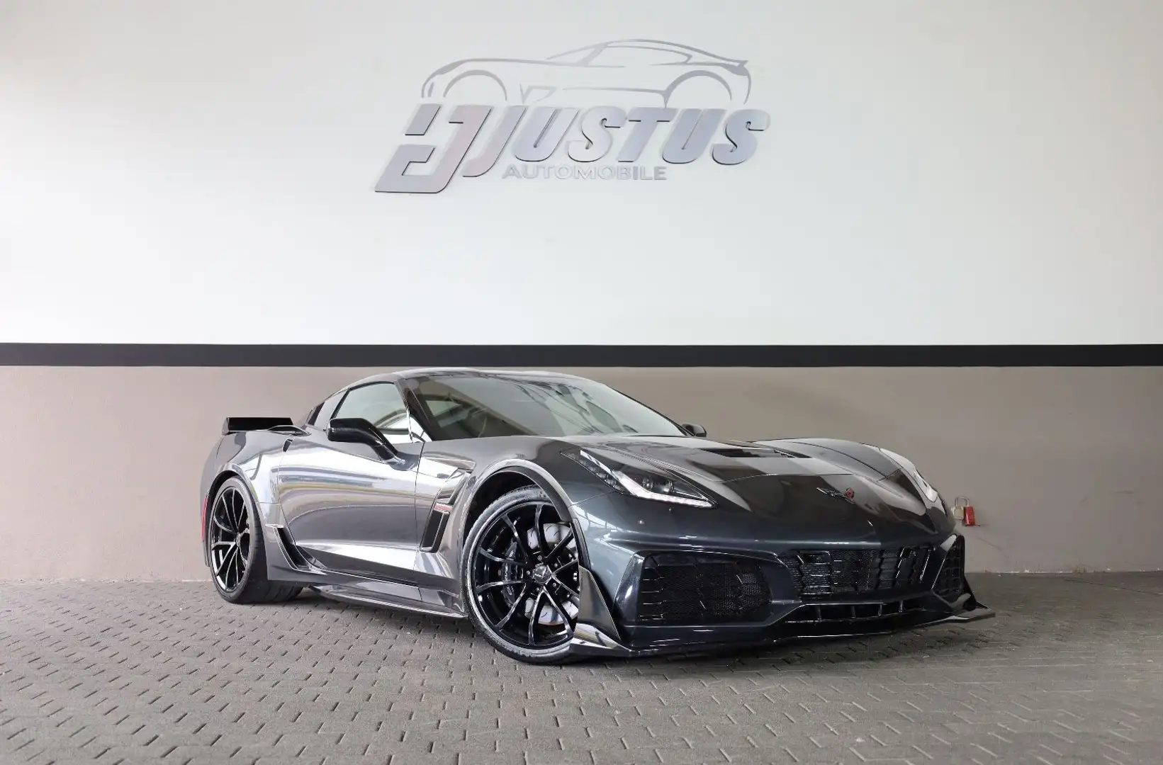 Corvette C7 6.2 V8 Grand Sport 2LT/BOSÉ/HUD/NAVI/R19*20 Grau - 1