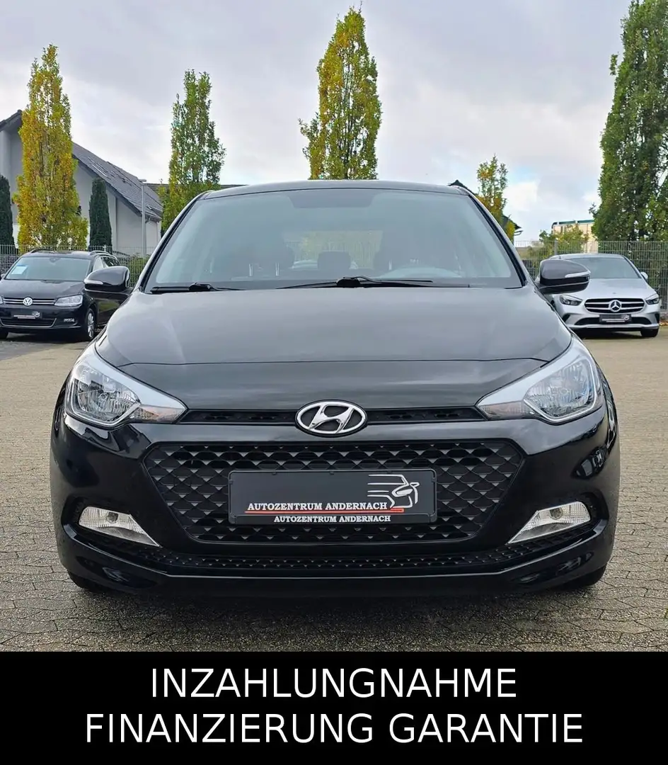 Hyundai i20 Classic*KLIMA*ALU*29.000KM* Schwarz - 2