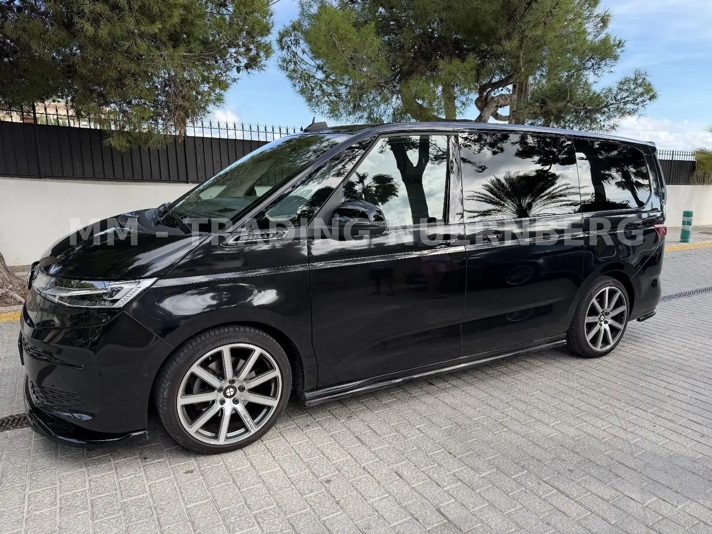 Volkswagen T7 Multivan T7 2.0 TDI MULTIVAN-AUTOM-LEDER-MTM-PAKET-1.HAND Blau - 1