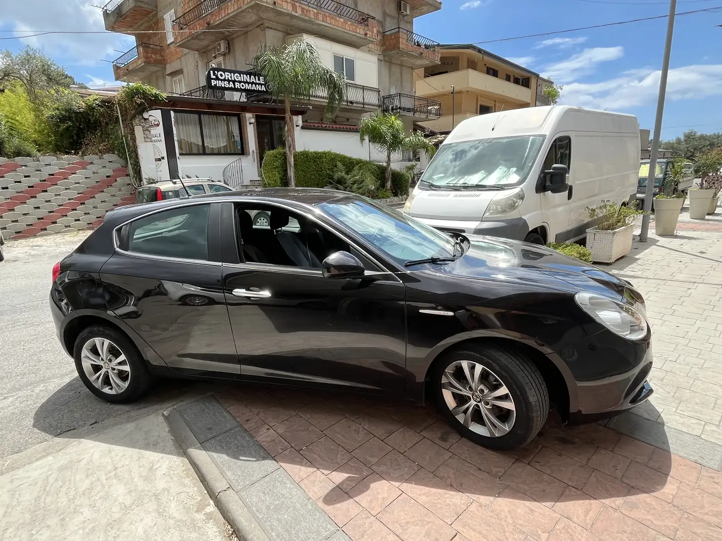 Alfa Romeo Giulietta 1.6 MTJ 105CV 1PROPRIETAR NORD 159.000KM - 1