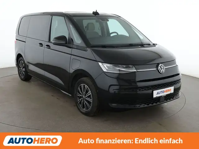 Volkswagen Multivan view 8