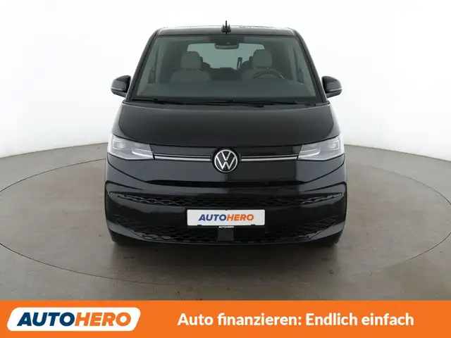 Volkswagen Multivan view 9