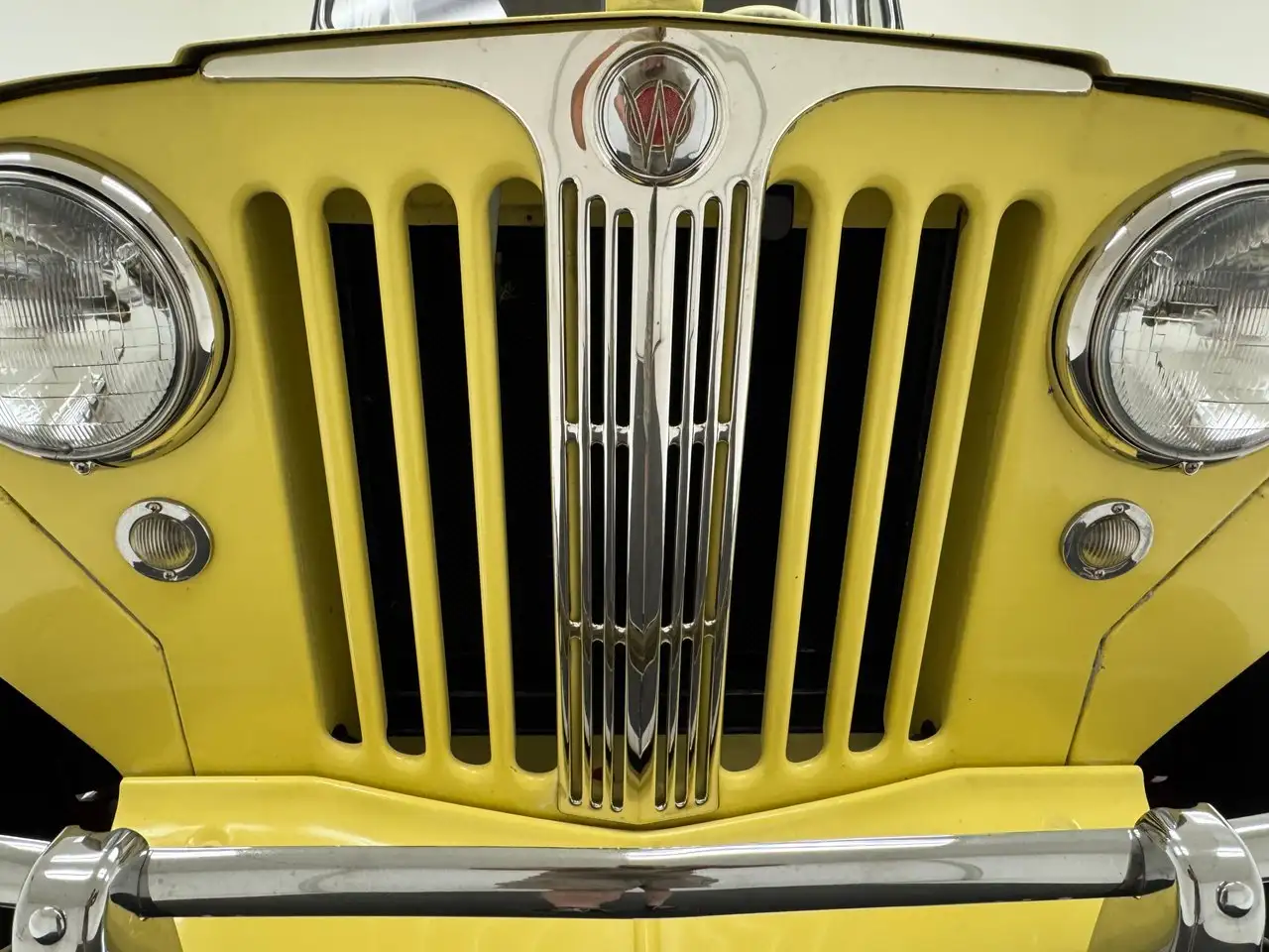 Jeep Willys VJ-2 Jeepster, foto 12