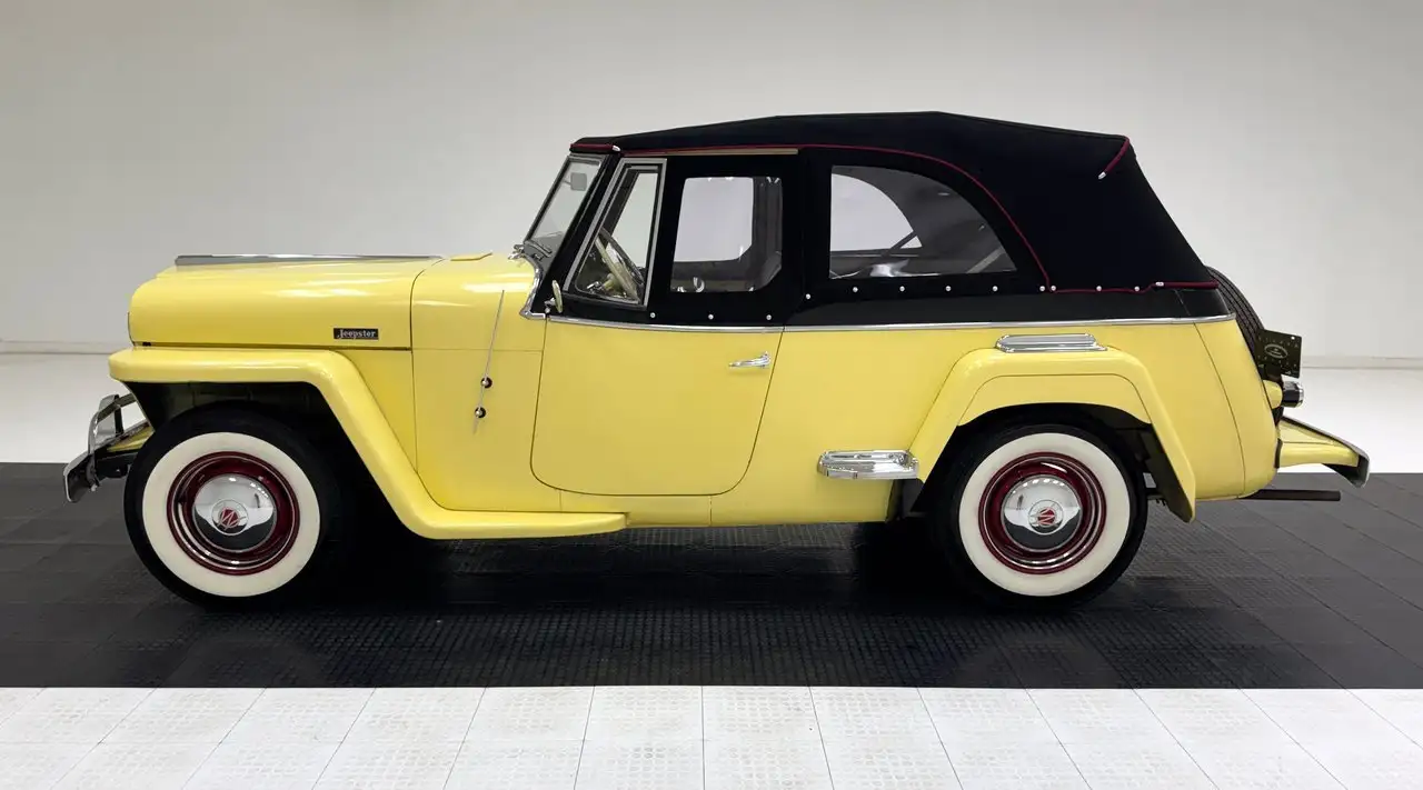 Jeep Willys VJ-2 Jeepster, foto 3