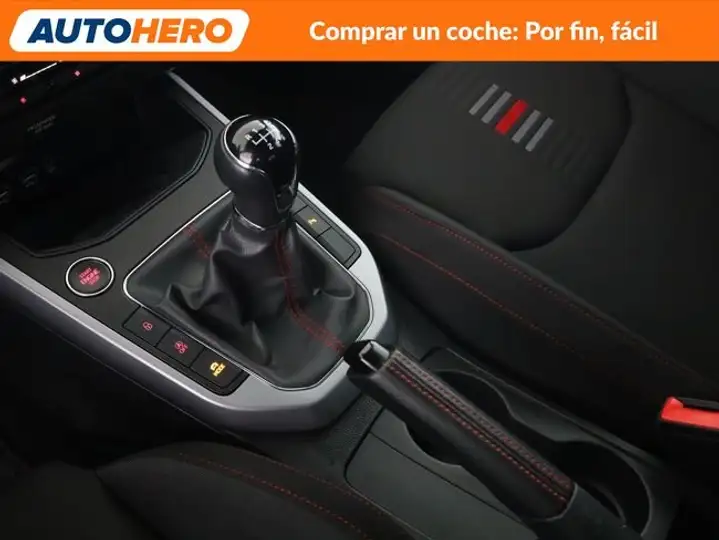 SEAT Arona 2019, foto 31