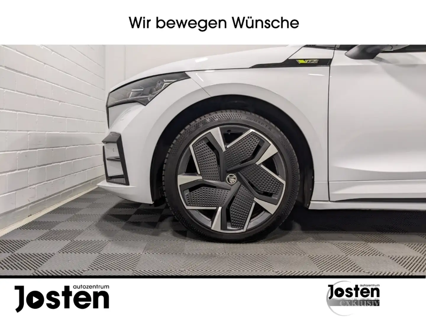 Skoda Enyaq Suite Coupe RS 4x4 WÄPU DCC MASSAGE HUD LEDER Weiß - 2