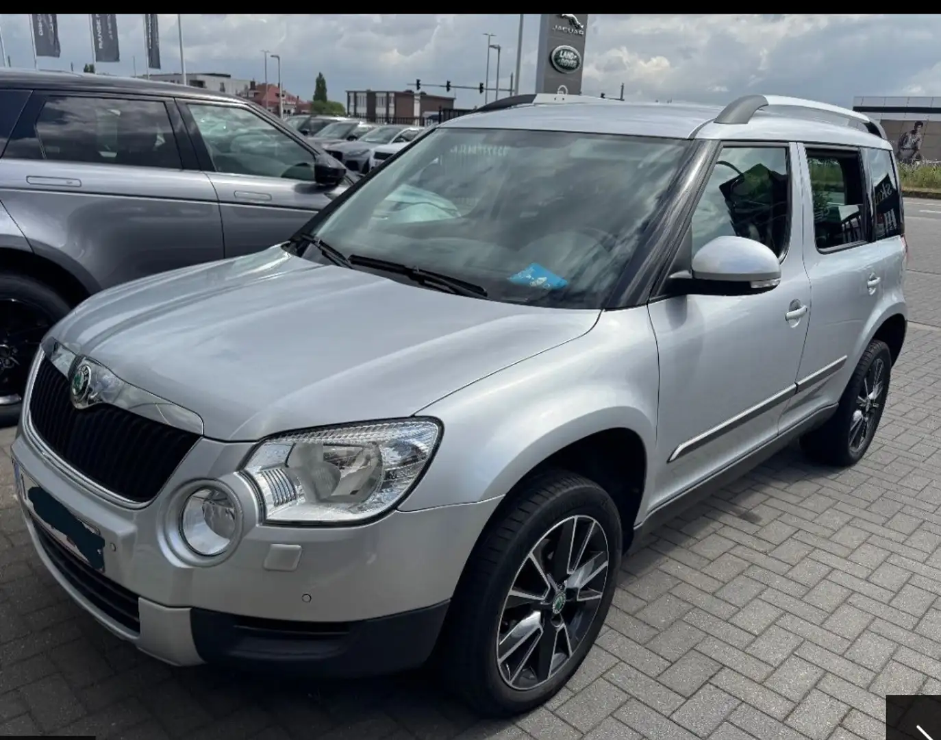Skoda Yeti 1.4 TSI Active leder, airco, …… Grijs - 2