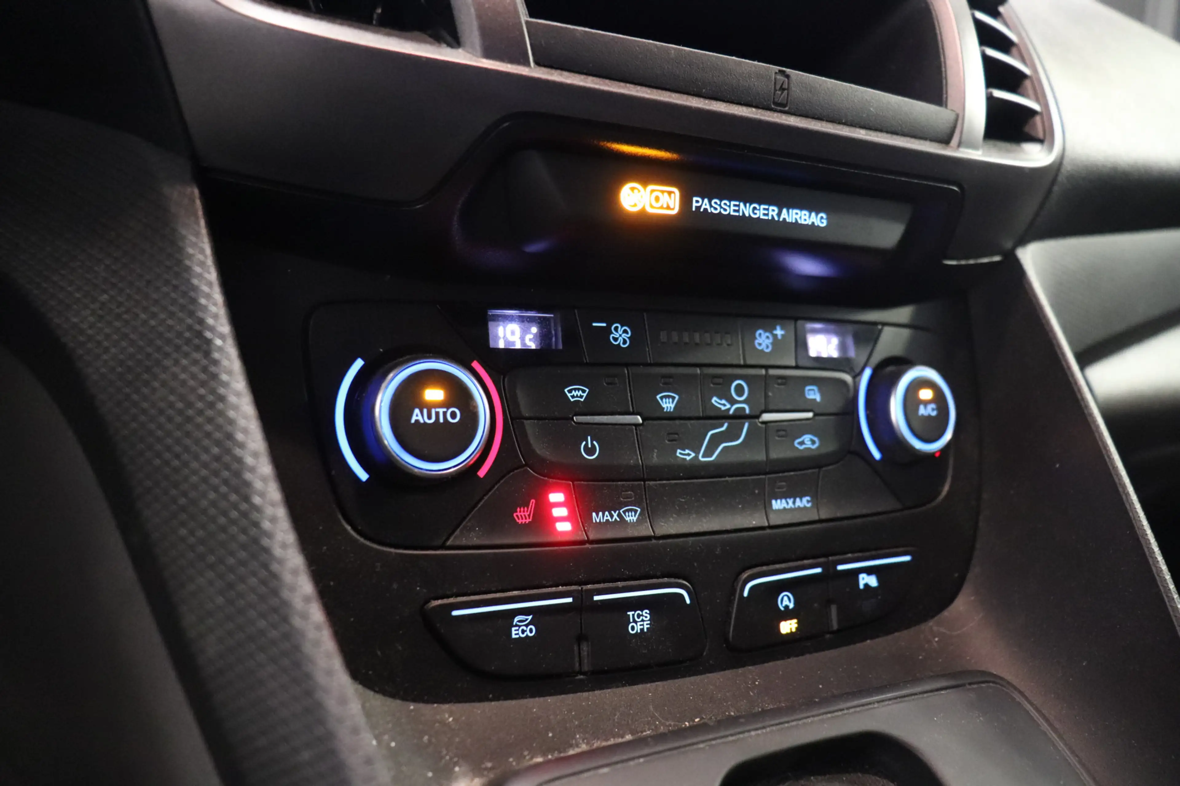 Ford Transit Connect 1.5 EcoBlue 120PK L2 Automaat - Bak defect. - AC/C — photo 13