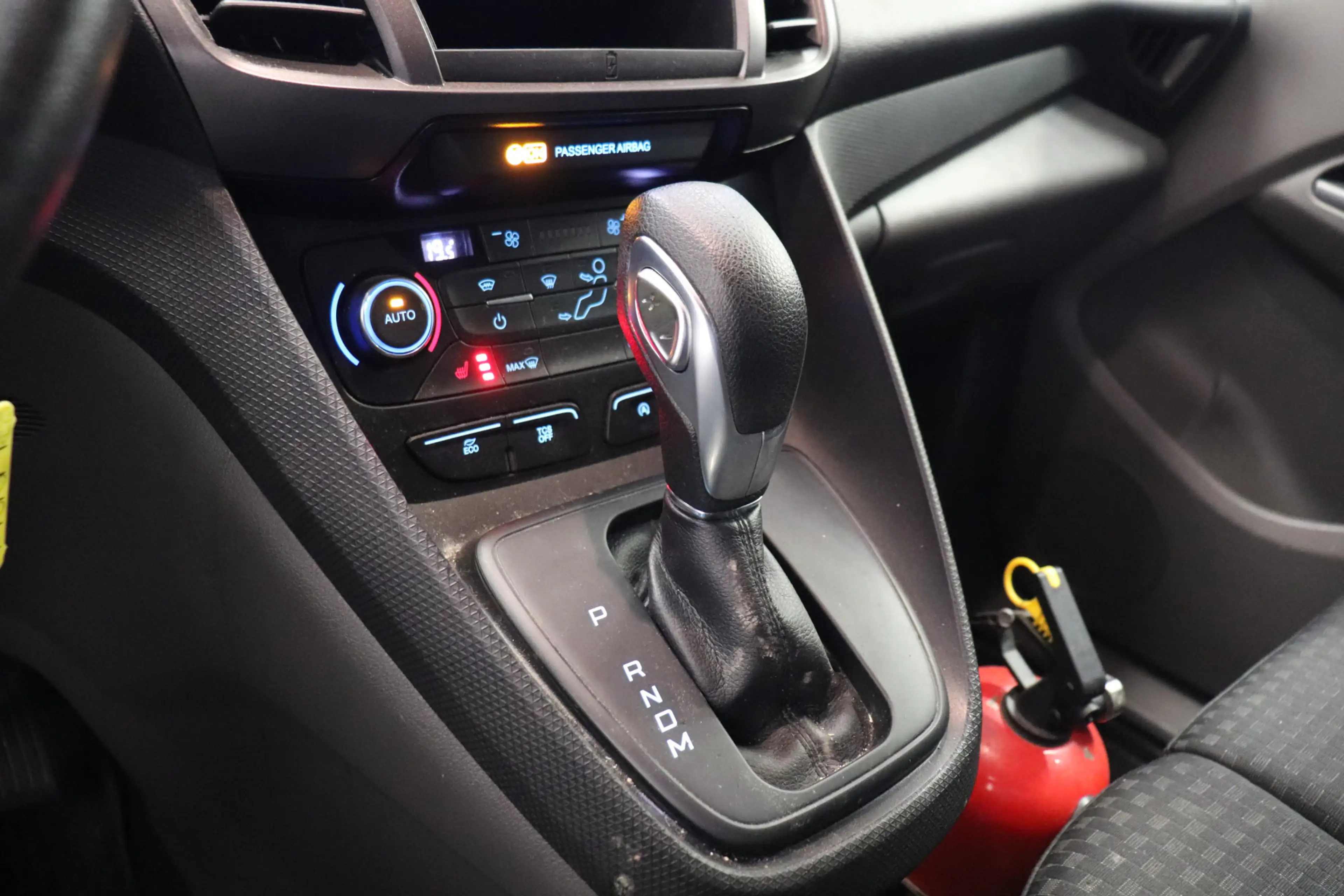 Ford Transit Connect 1.5 EcoBlue 120PK L2 Automaat - Bak defect. - AC/C — photo 18