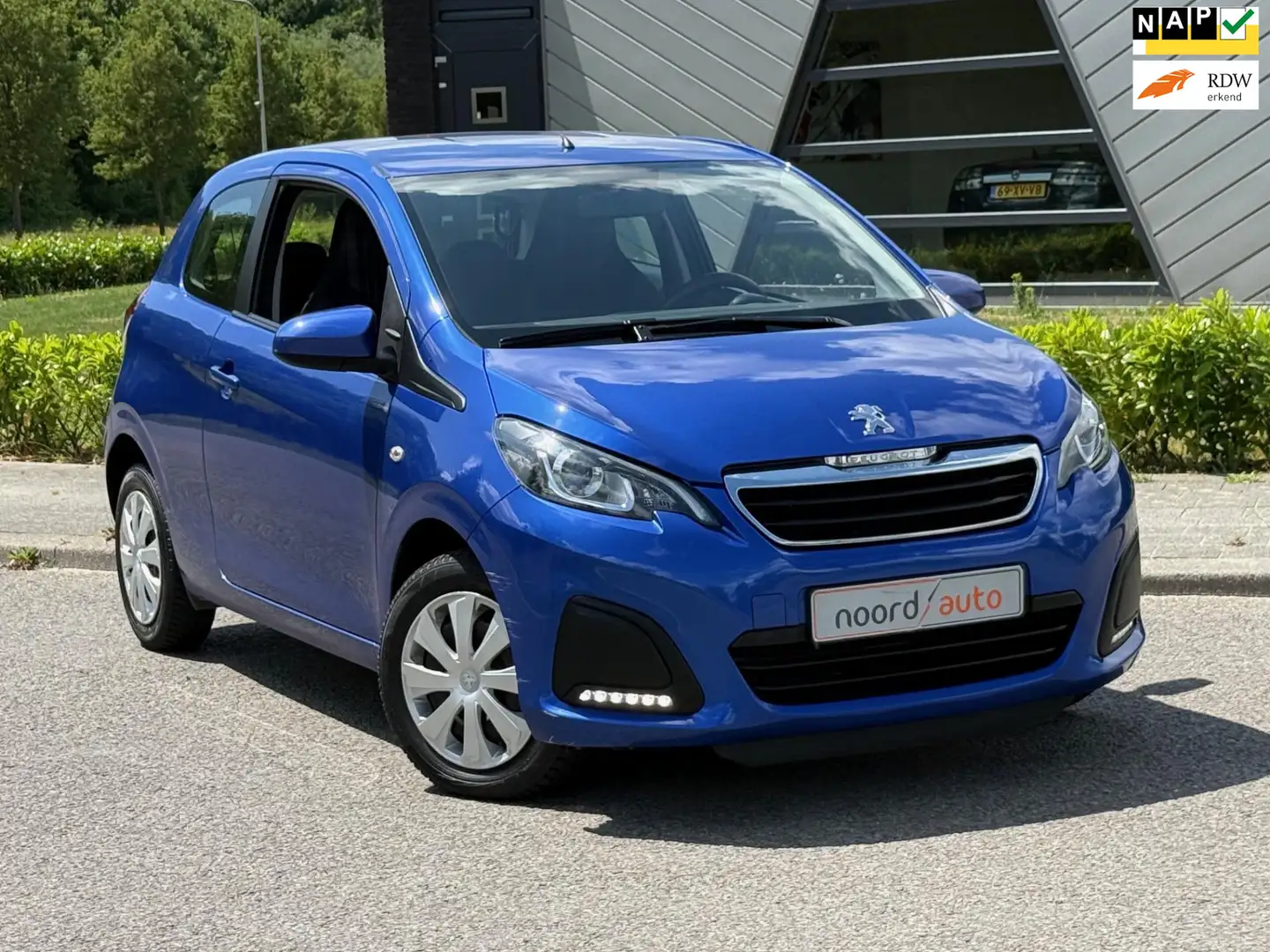Peugeot 108 1.0 e-VTi Active | Airco | Radio | Blauw - 1