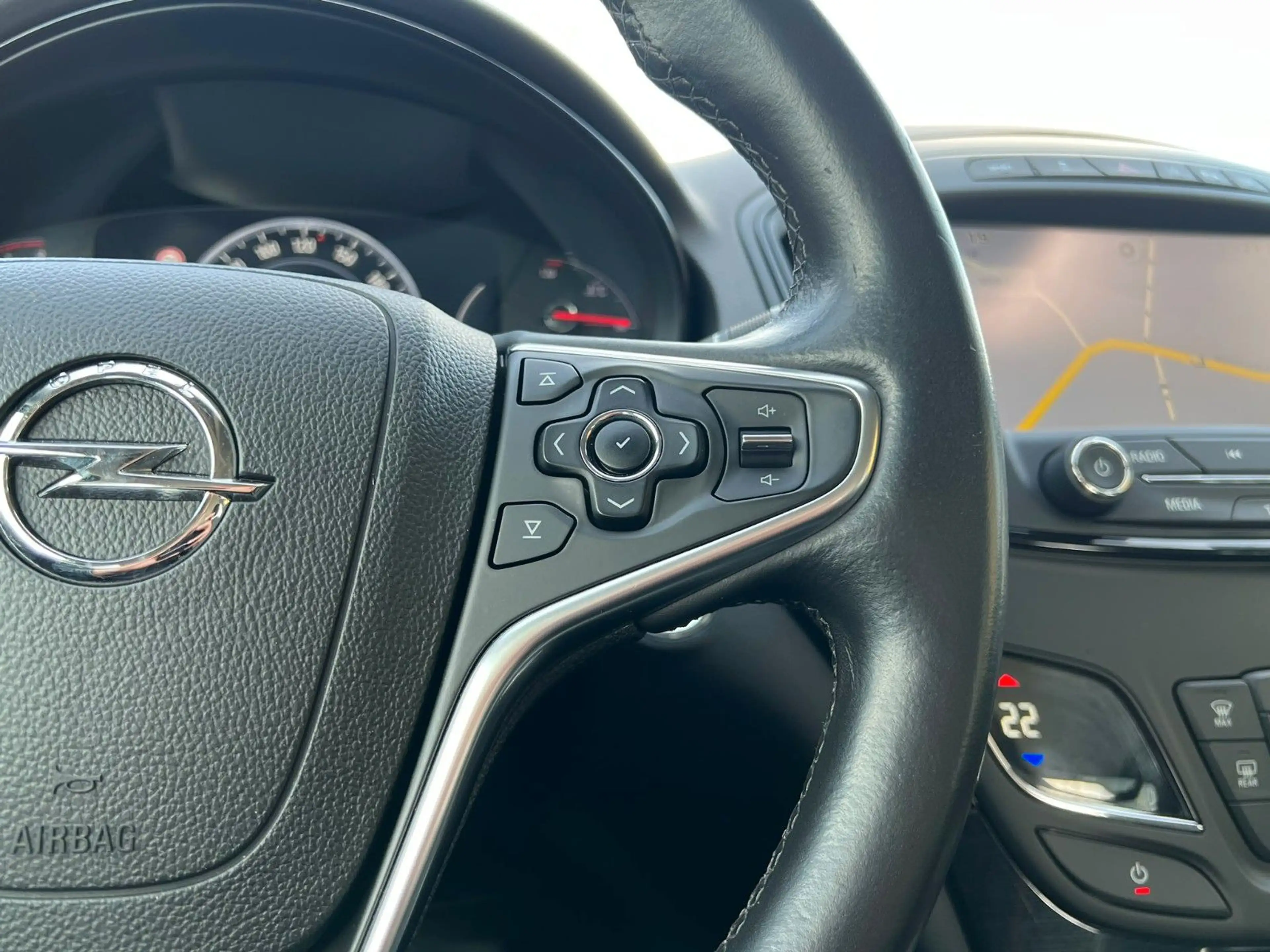 Opel Insignia INSIGNIA A LIM. INNOVATION 4x4-KAMERA-LED-KLIMA — photo 14