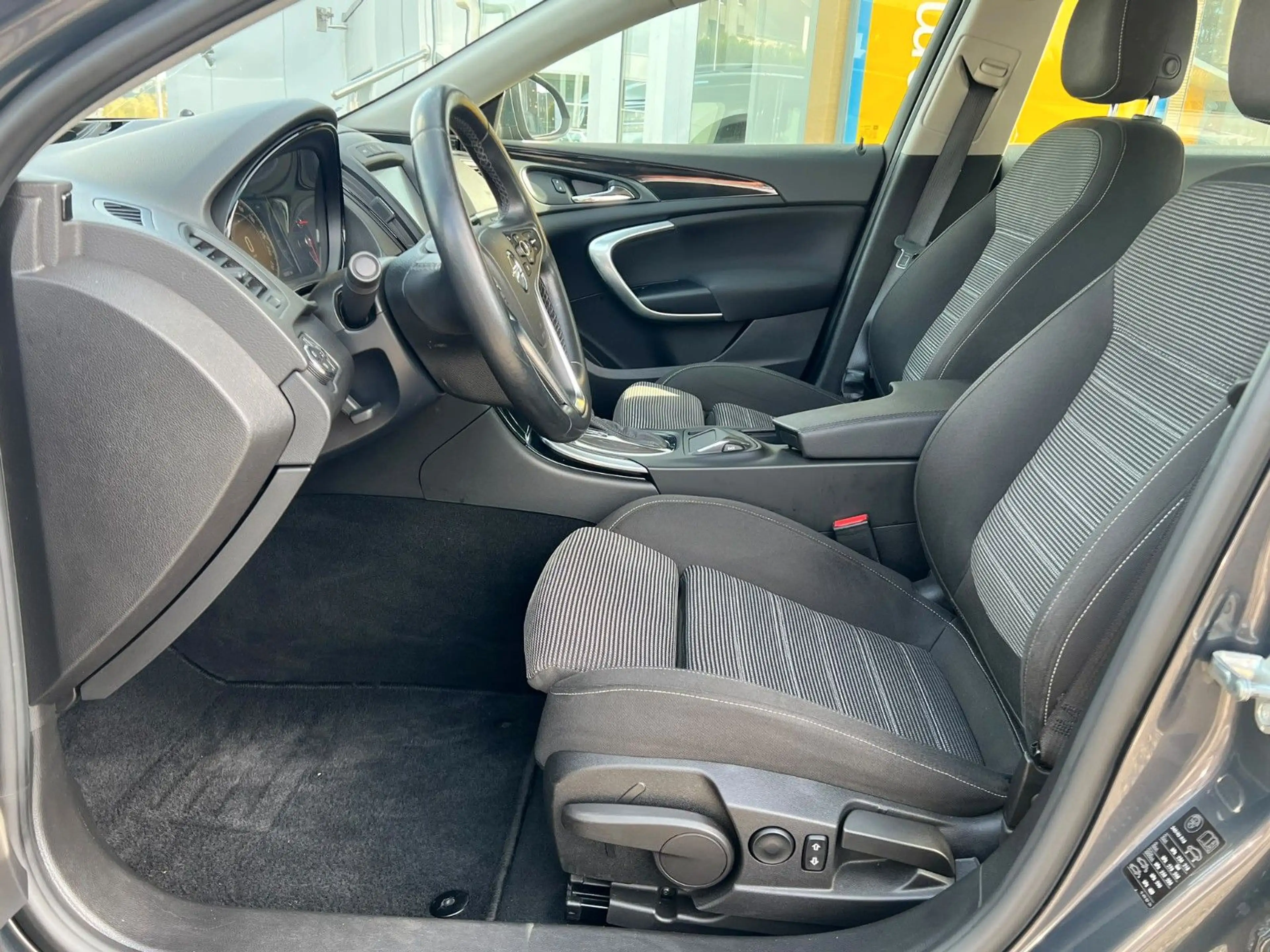 Opel Insignia INSIGNIA A LIM. INNOVATION 4x4-KAMERA-LED-KLIMA — photo 6