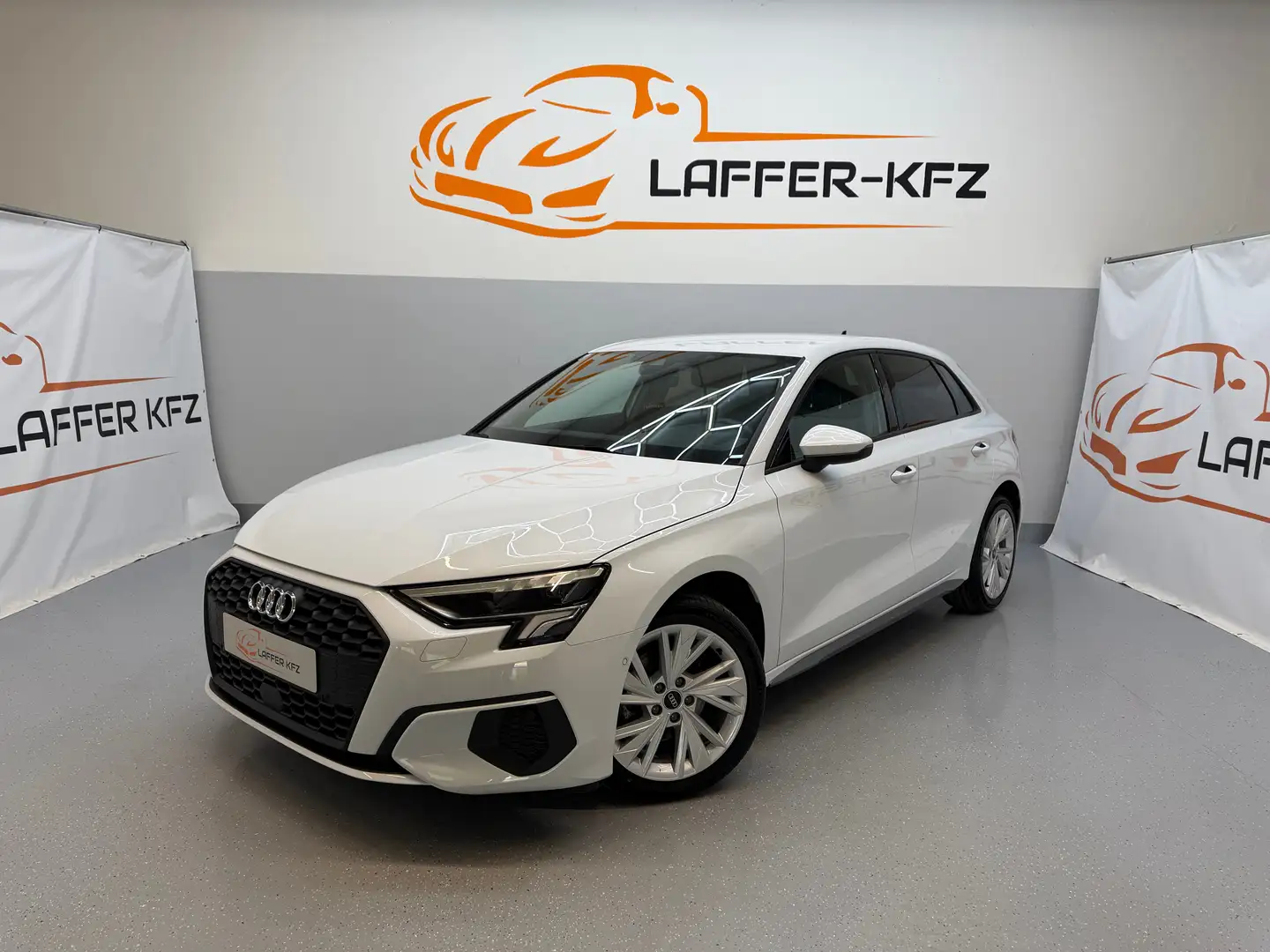 Audi A3 30 TDI PDC TEMP SITZHZG KLIMAAUTO Weiß - 1
