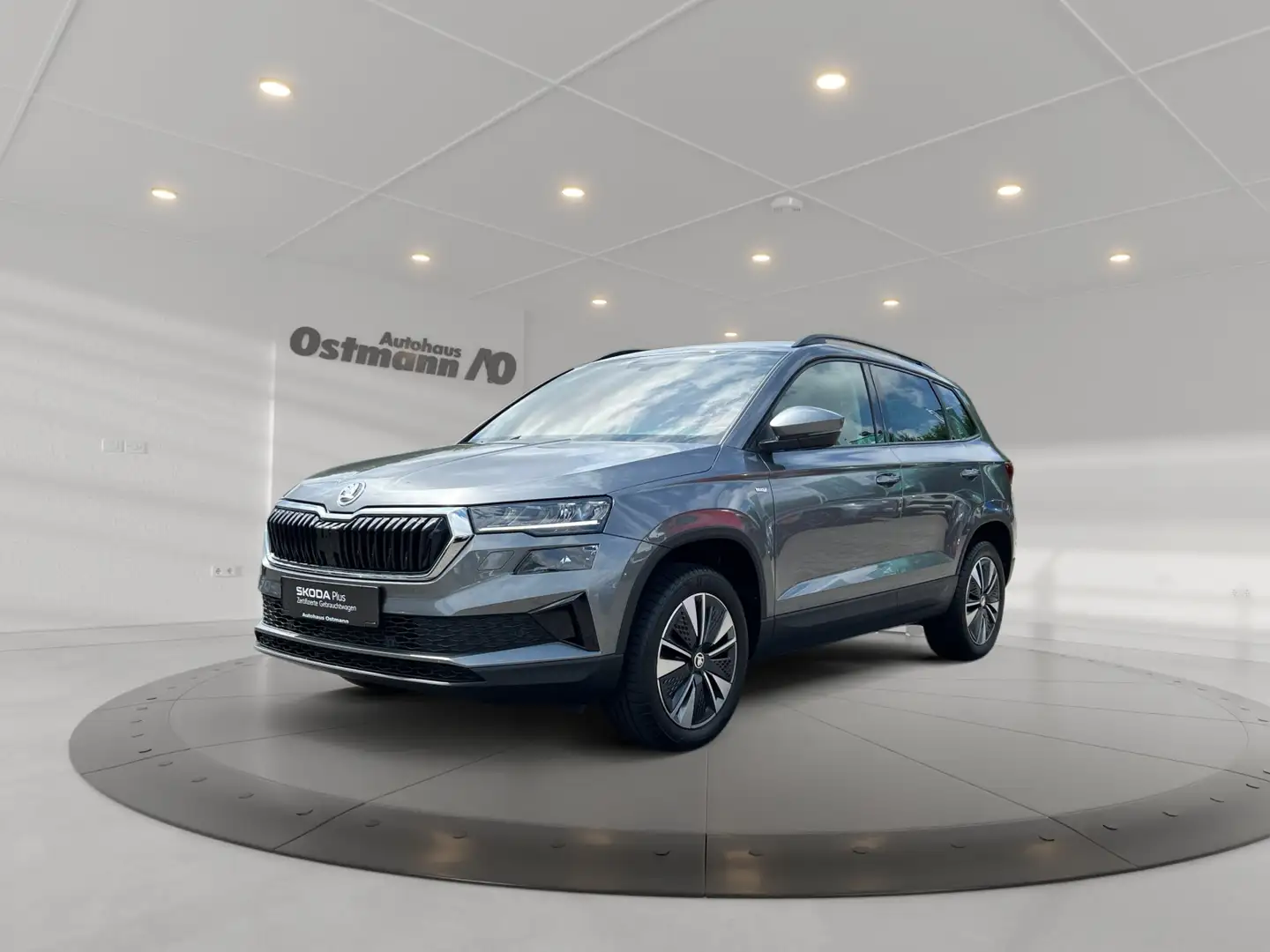 Skoda Karoq Tour 110kw TSI DSG *4xSHZ*AHK*LED*RFK*KESSY Grigio - 2