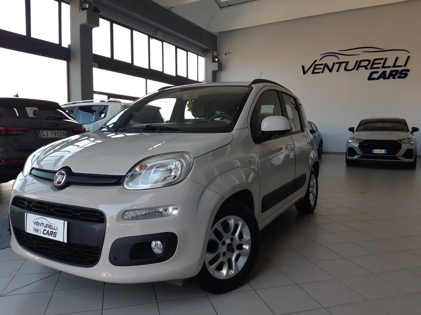 Fiat Panda Panda 1.2 Lounge 69cv E6 Beige - 1