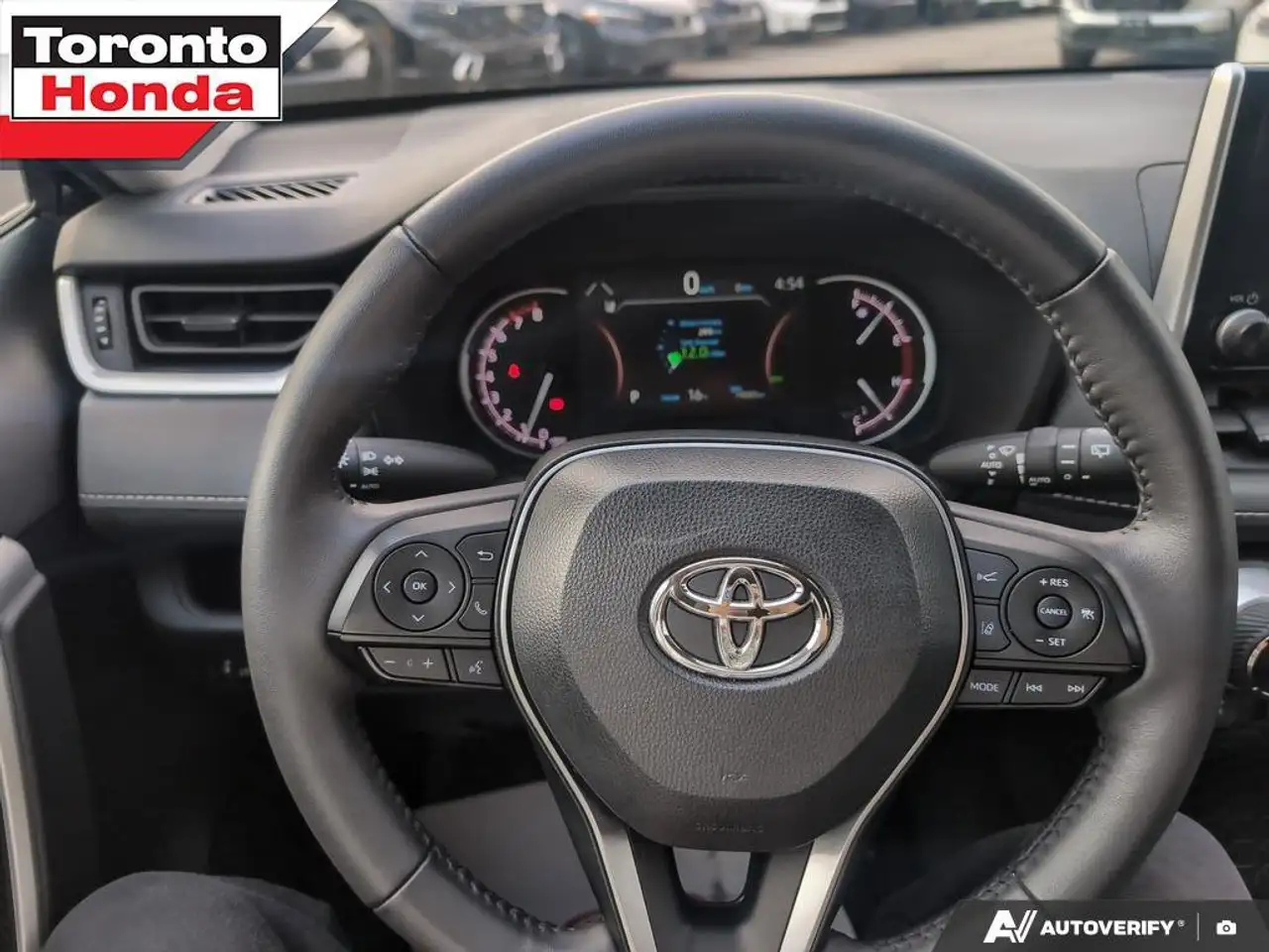 Toyota RAV 4 снимка Toyota RAV 4