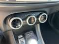 Alfa Romeo Giulietta Giulietta Distinctive 2,0 JTDM-2 Distinctive Silber - thumbnail 9