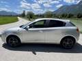 Alfa Romeo Giulietta Giulietta Distinctive 2,0 JTDM-2 Distinctive Silber - thumbnail 2