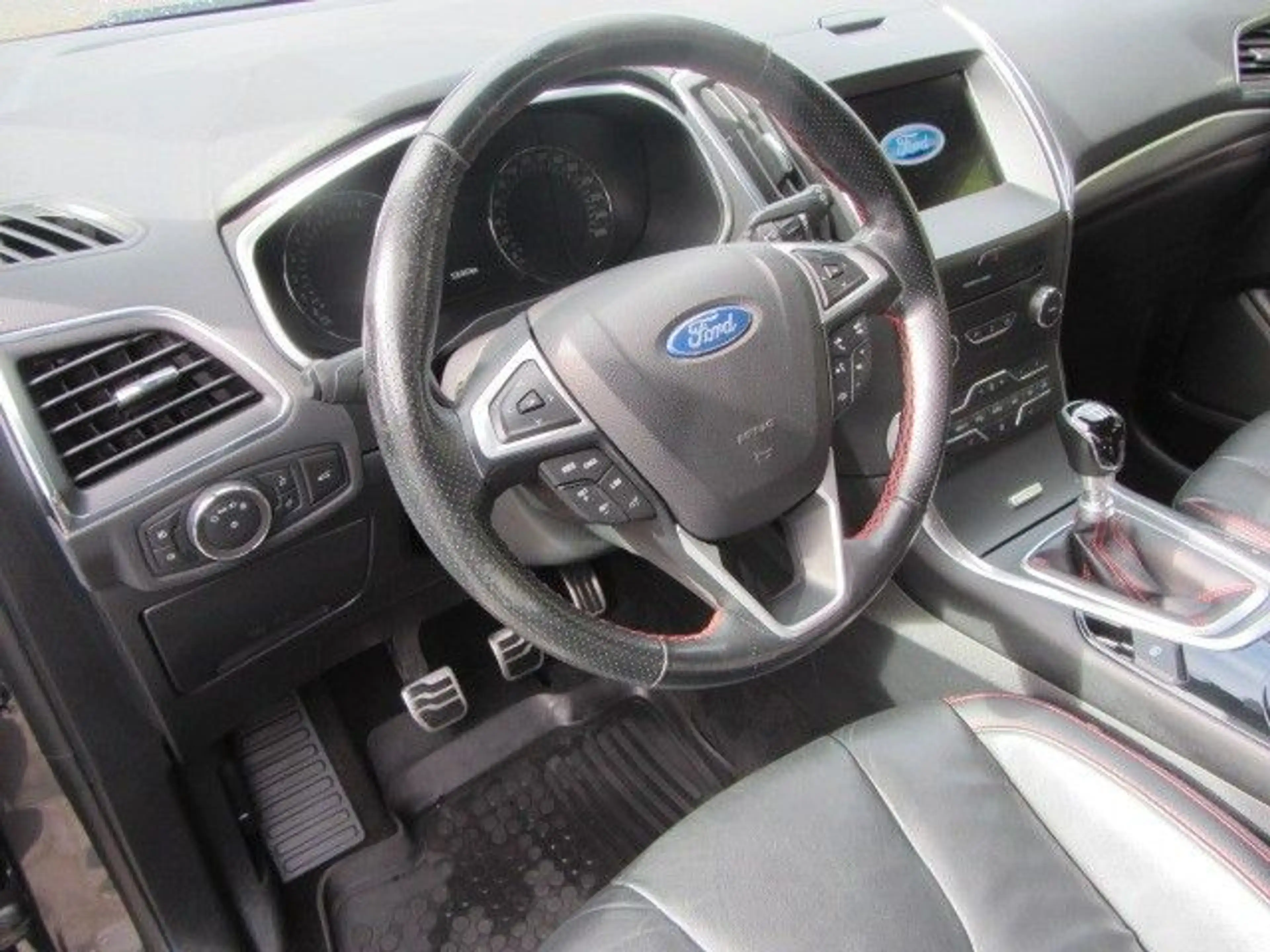 Ford S-Max S-MAX ST-Line, Leder, 2 Hand — photo 13
