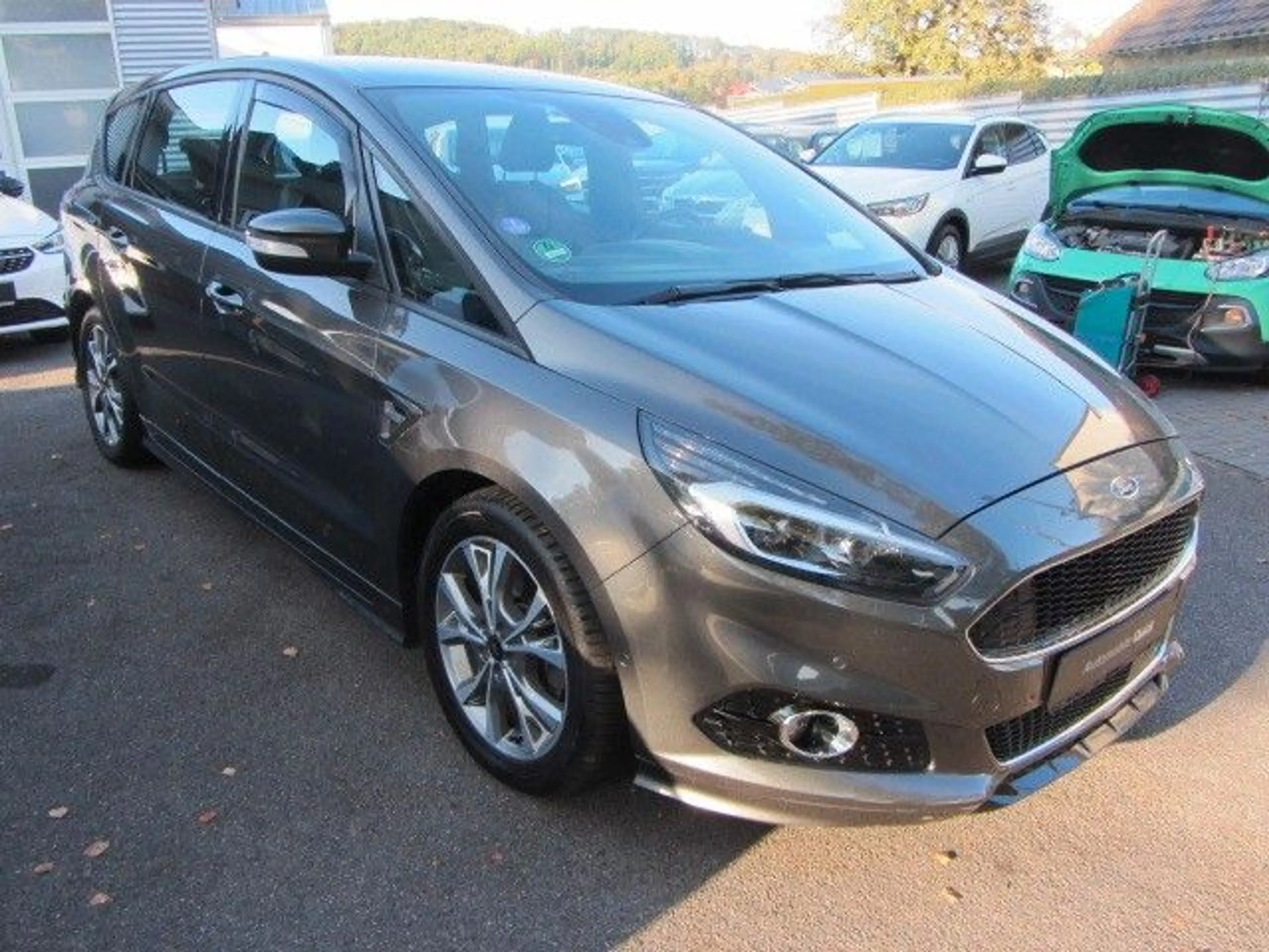 Ford S-Max S-MAX ST-Line, Leder, 2 Hand — photo 4